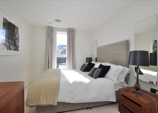 Flat Gatliff Road in City of Westminster