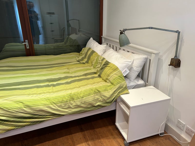 Room Kirkstall Road in Greater London