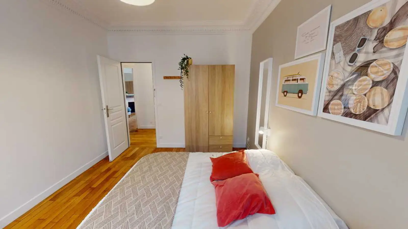 Chambre Boulevard Diderot à Paris