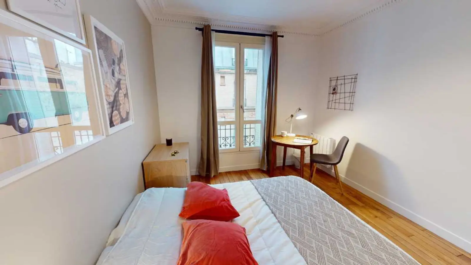 Chambre Boulevard Diderot à Paris