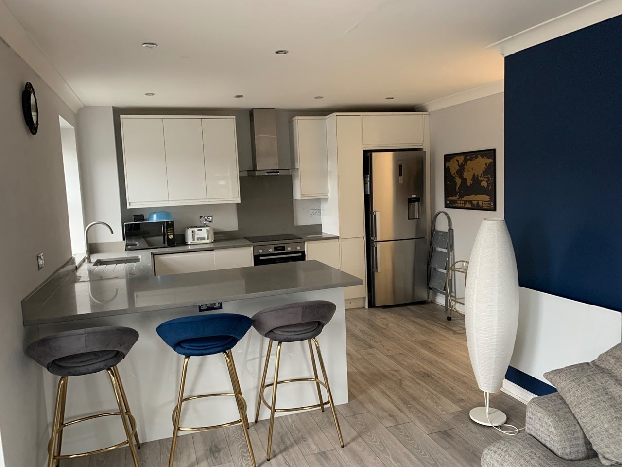 Flat Pembroke Road in Greater London