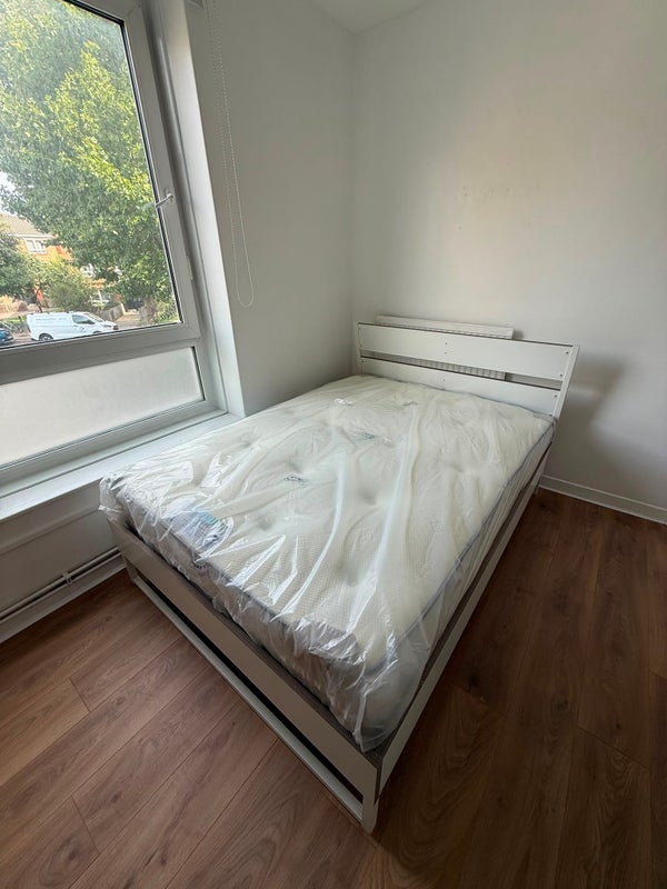 Room Orb Street in Greater London