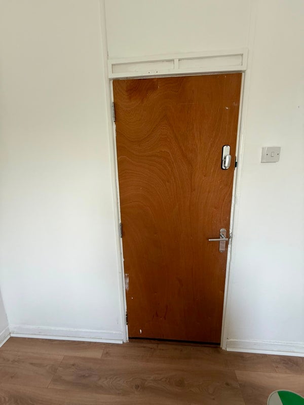 Room Orb Street in Greater London