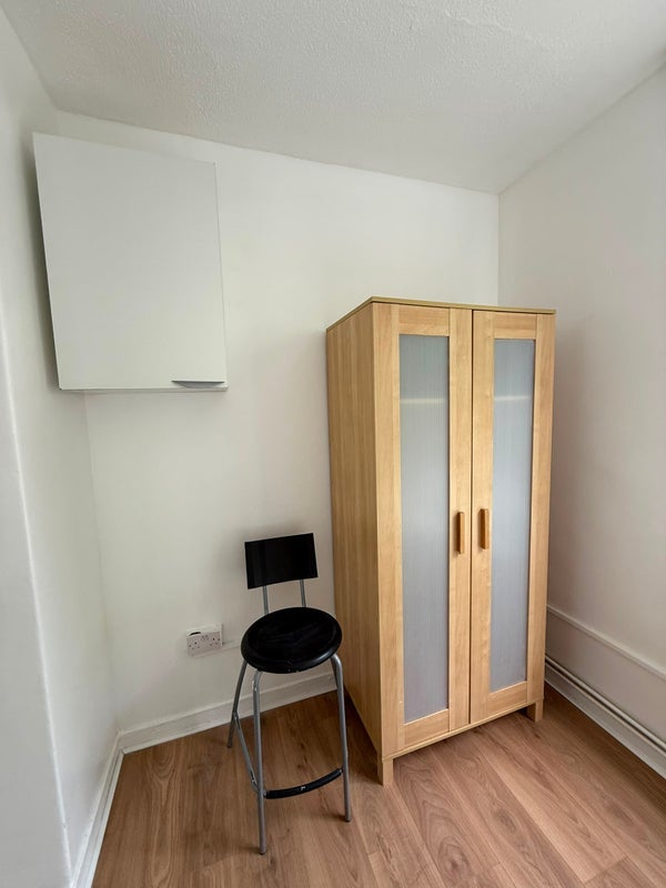 Room Orb Street in Greater London
