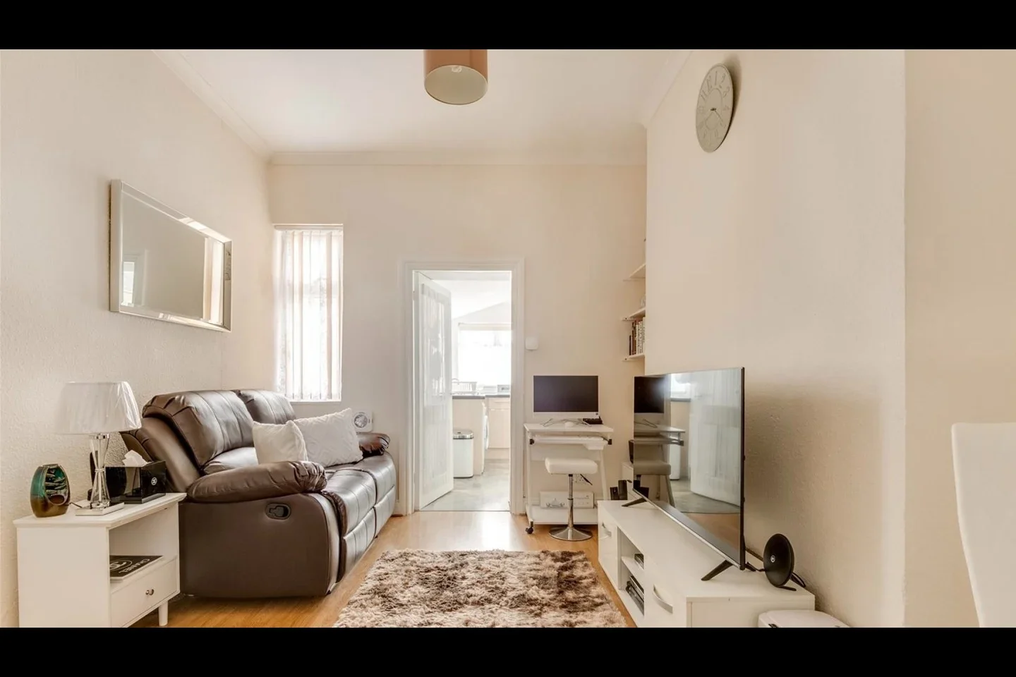 Flat Selsdon Road in Greater London