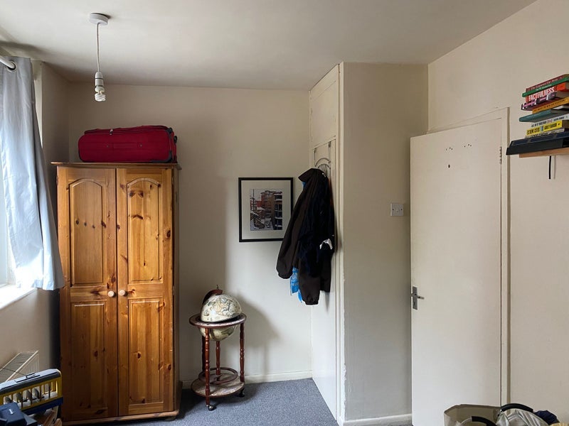 Room Binfield Road in Greater London