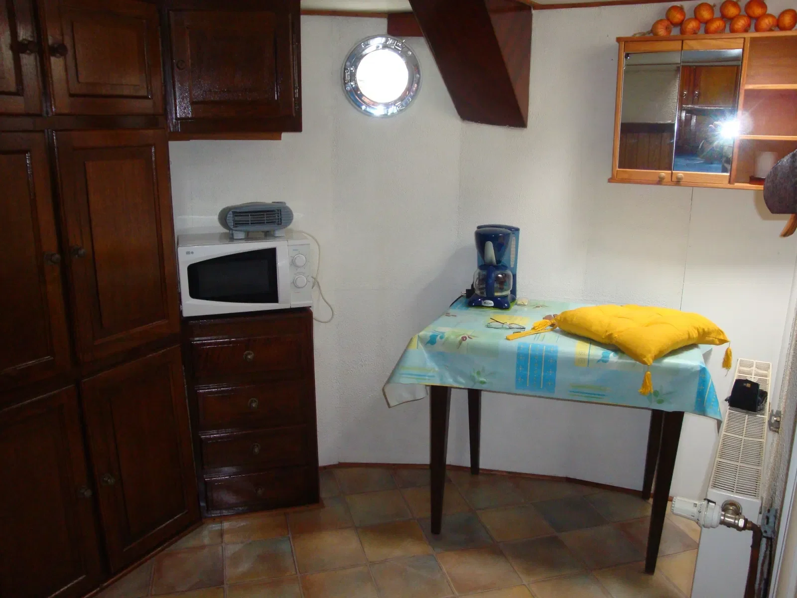 Room Rue Saint-Barthélémy in Melun