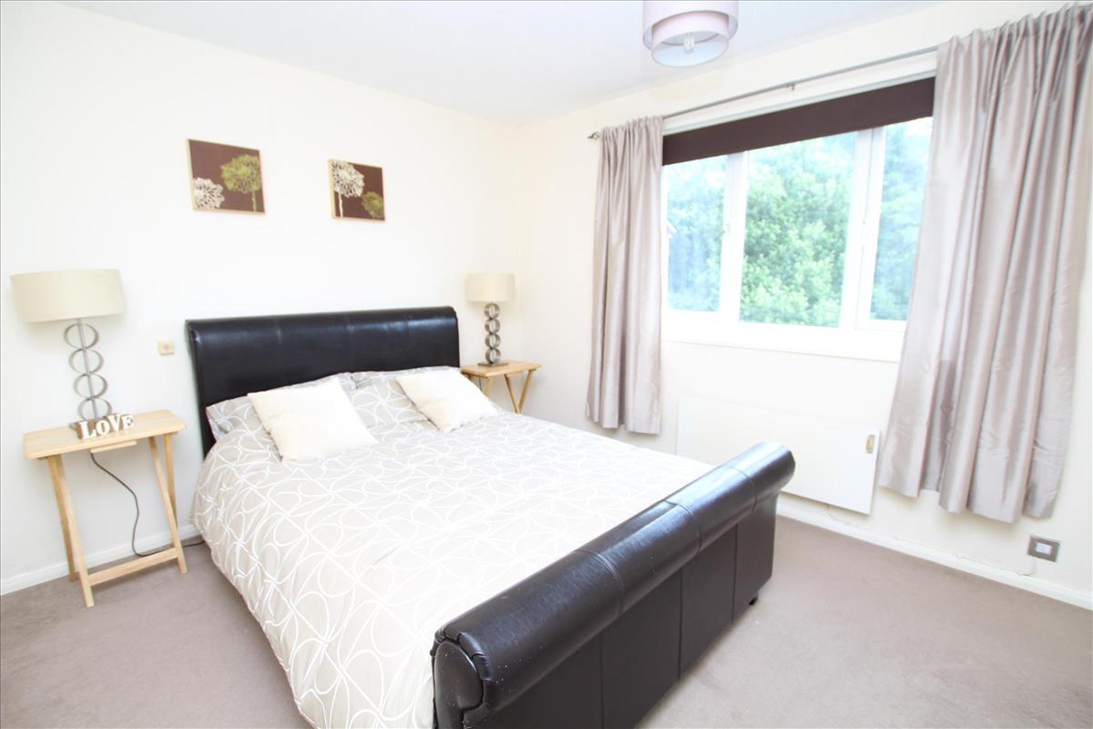 Flat Haighton Court in Preston