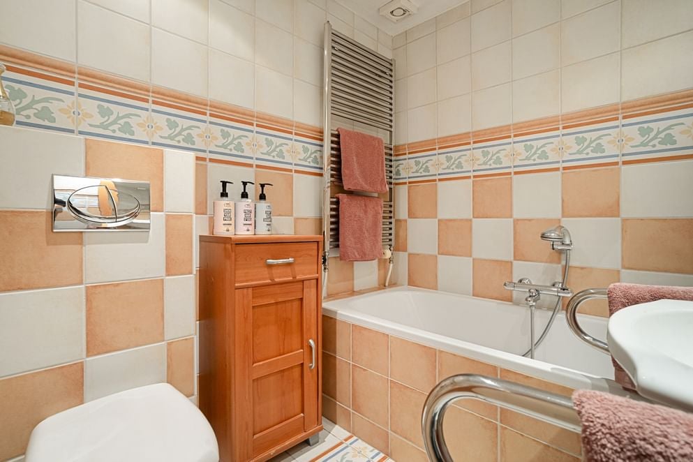 Tussenwoning te koop: Alleeweg 68, Oldenzaal