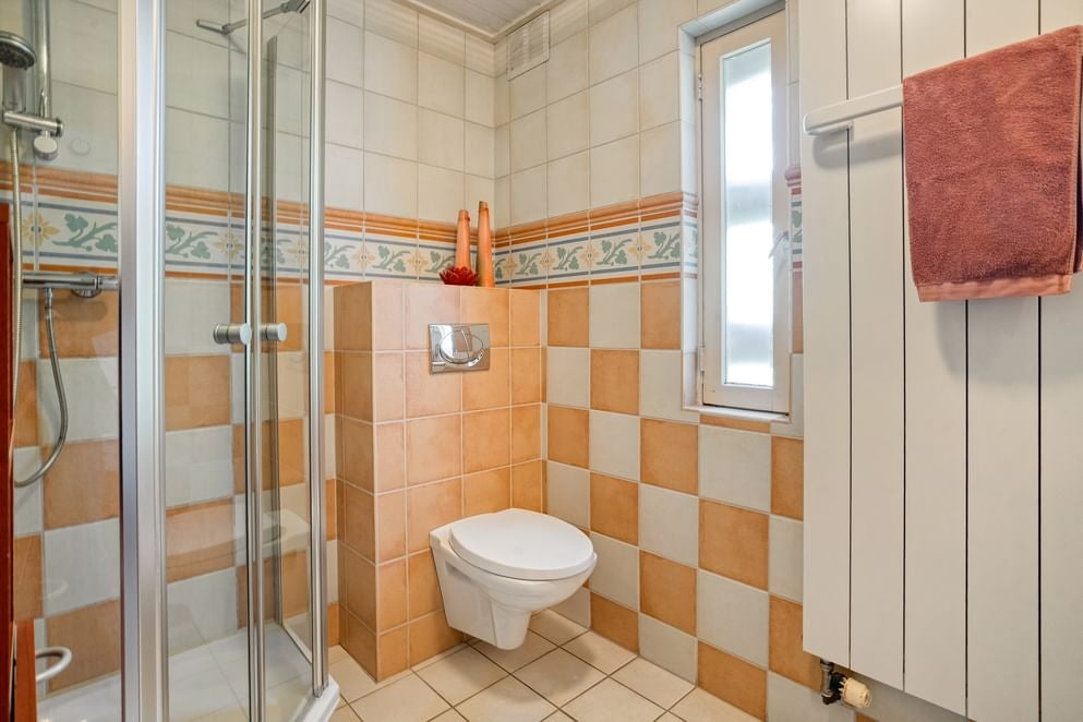 Tussenwoning te koop: Alleeweg 68, Oldenzaal