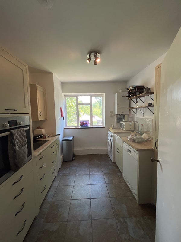 Room Sulivan Court in Greater London