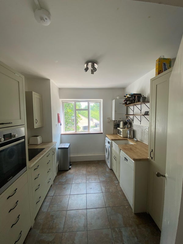 Room Sulivan Court in Greater London