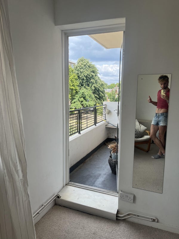 Room Sulivan Court in Greater London