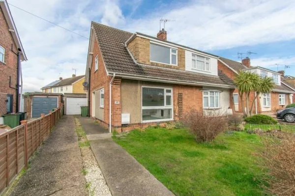 House Cornwall Road in Oadby and Wigston