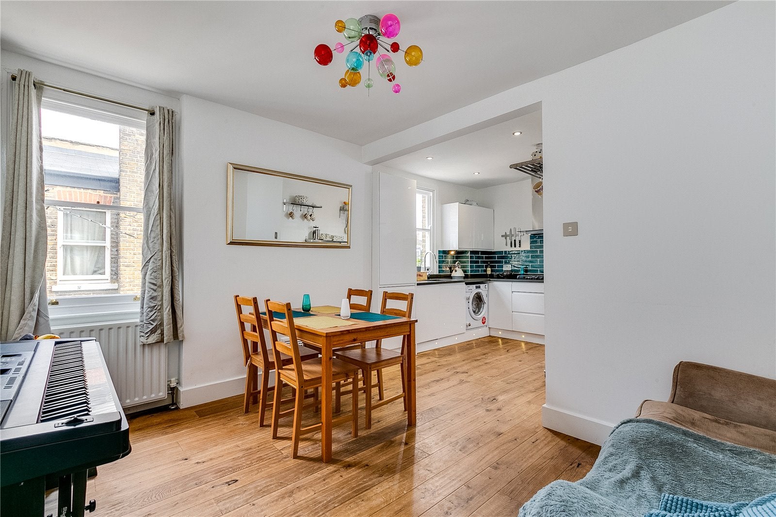 Flat Rushcroft Road in Greater London