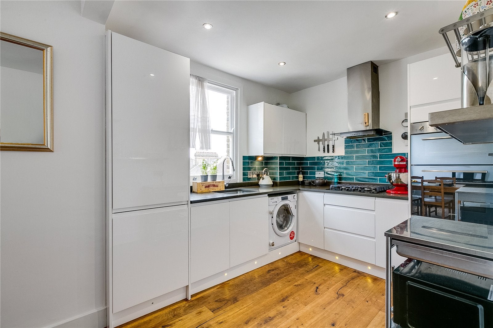 Flat Rushcroft Road in Greater London