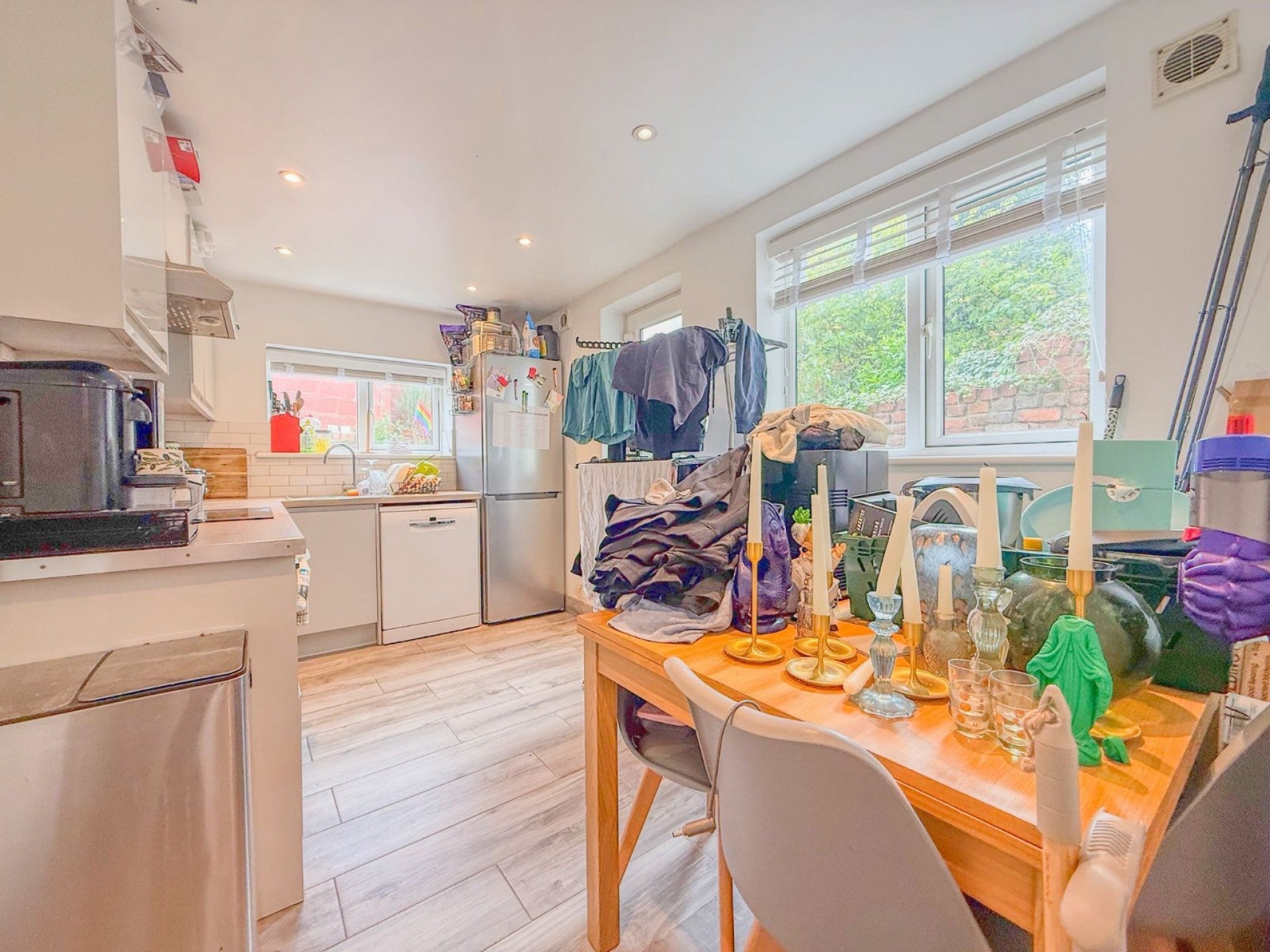 Flat Roslyn Road in Bristol