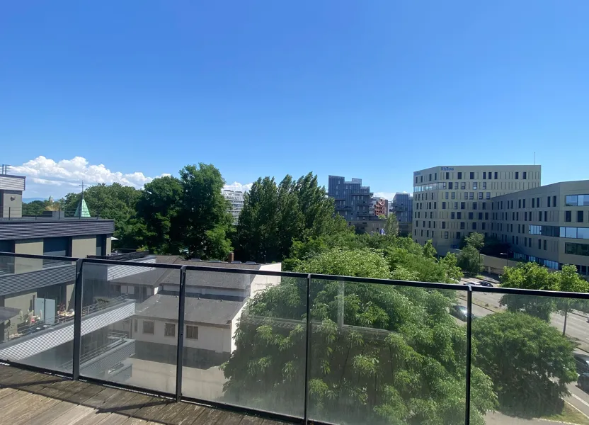 Flat Route du Rhin in Strasbourg