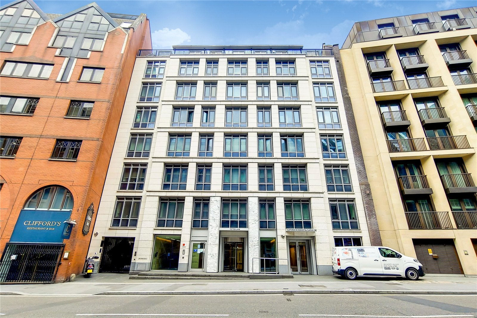 Flat Fleet Street in City of London