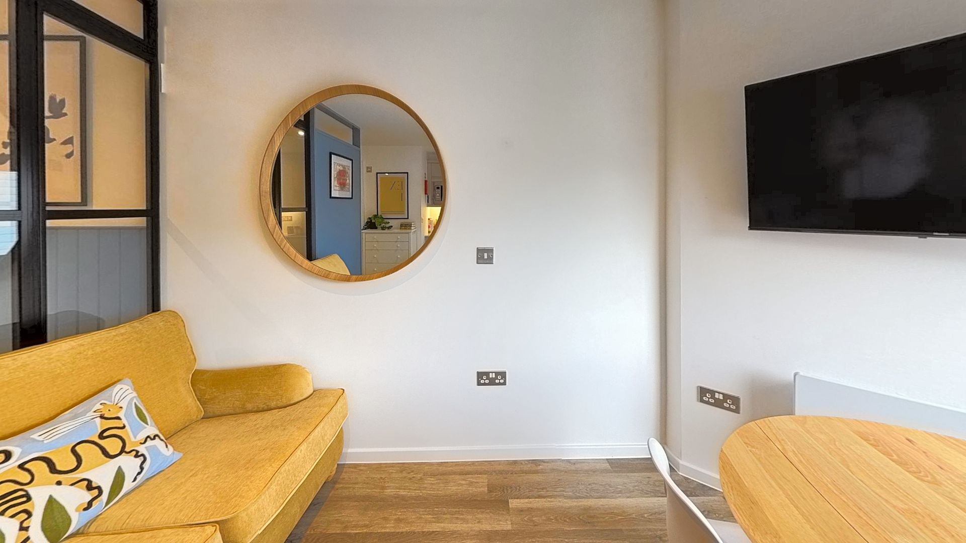 Room Verney Street in Exeter