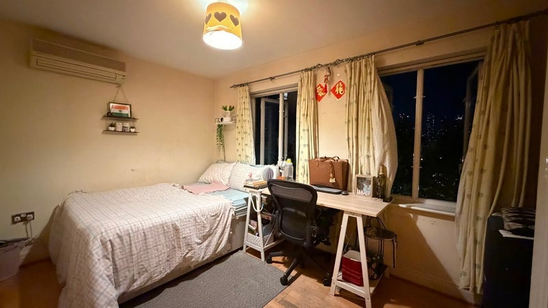 Room St. Davids Square in Greater London