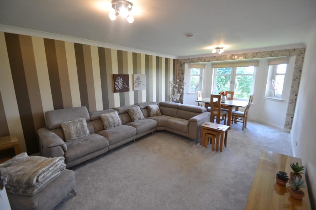 Flat Annfield Gardens in Irvine