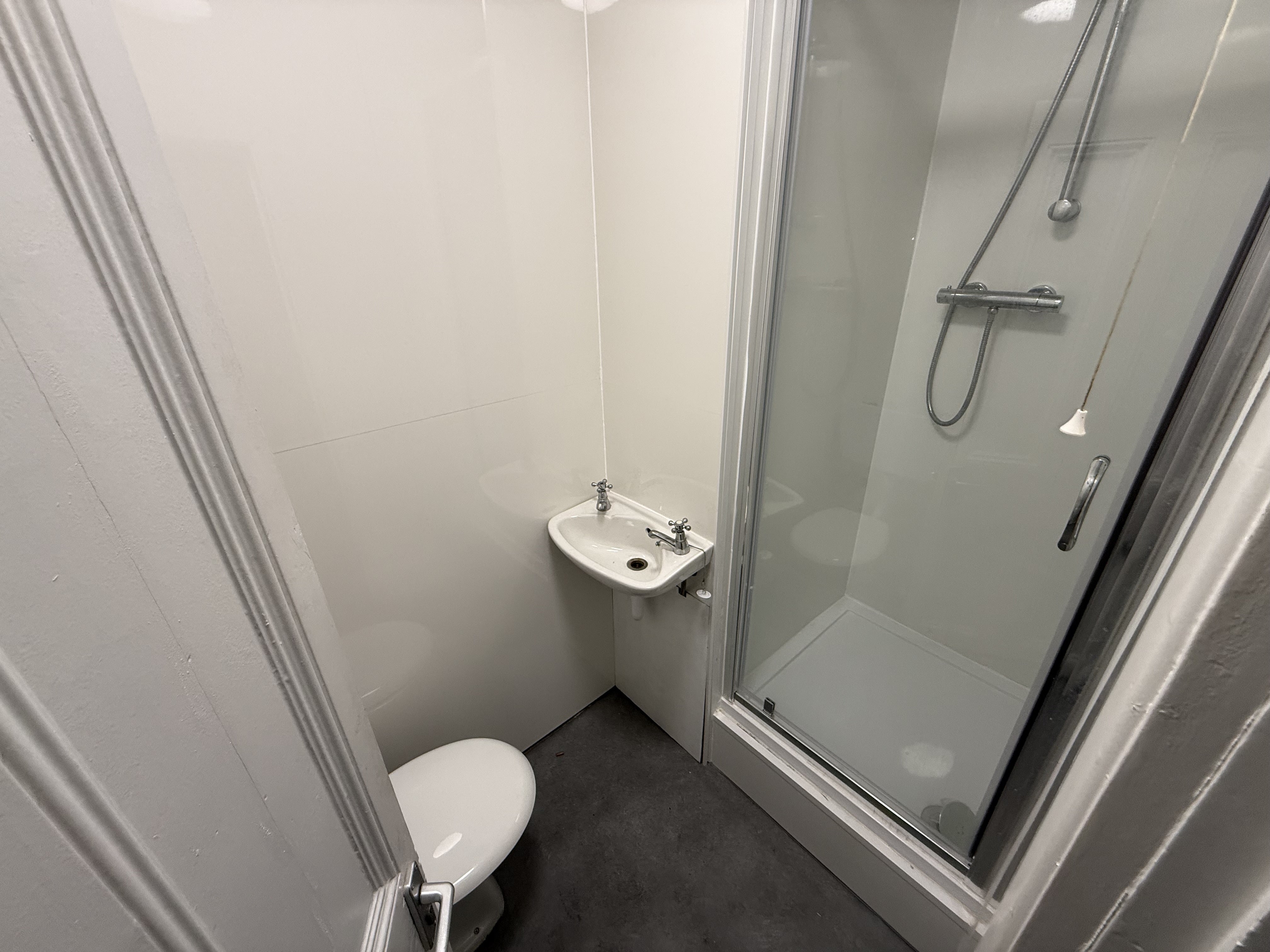 Room Balby Road in Doncaster