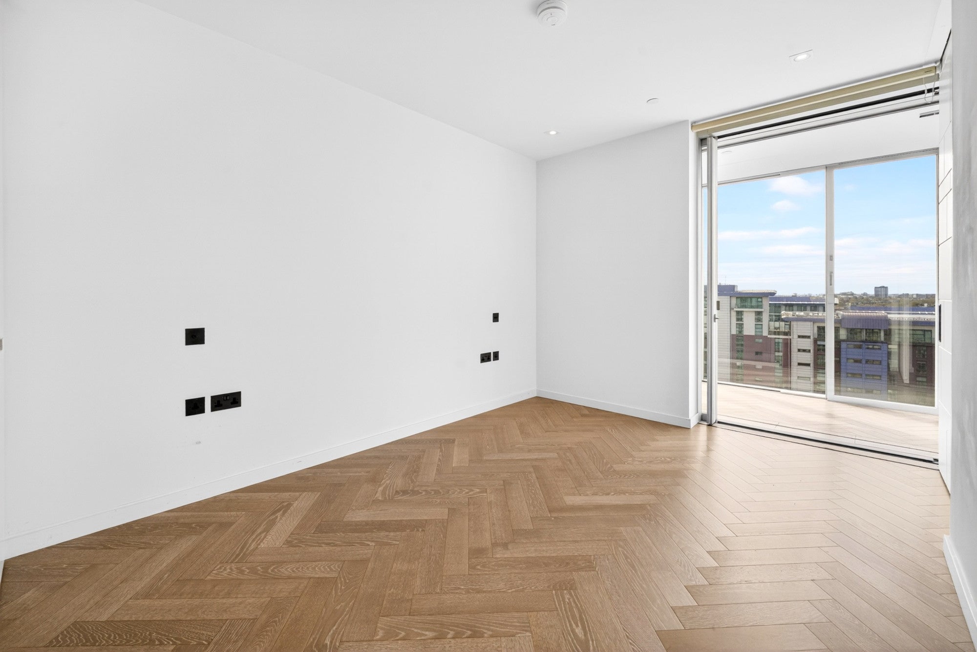 Flat Churchill Gardens Road in City of Westminster