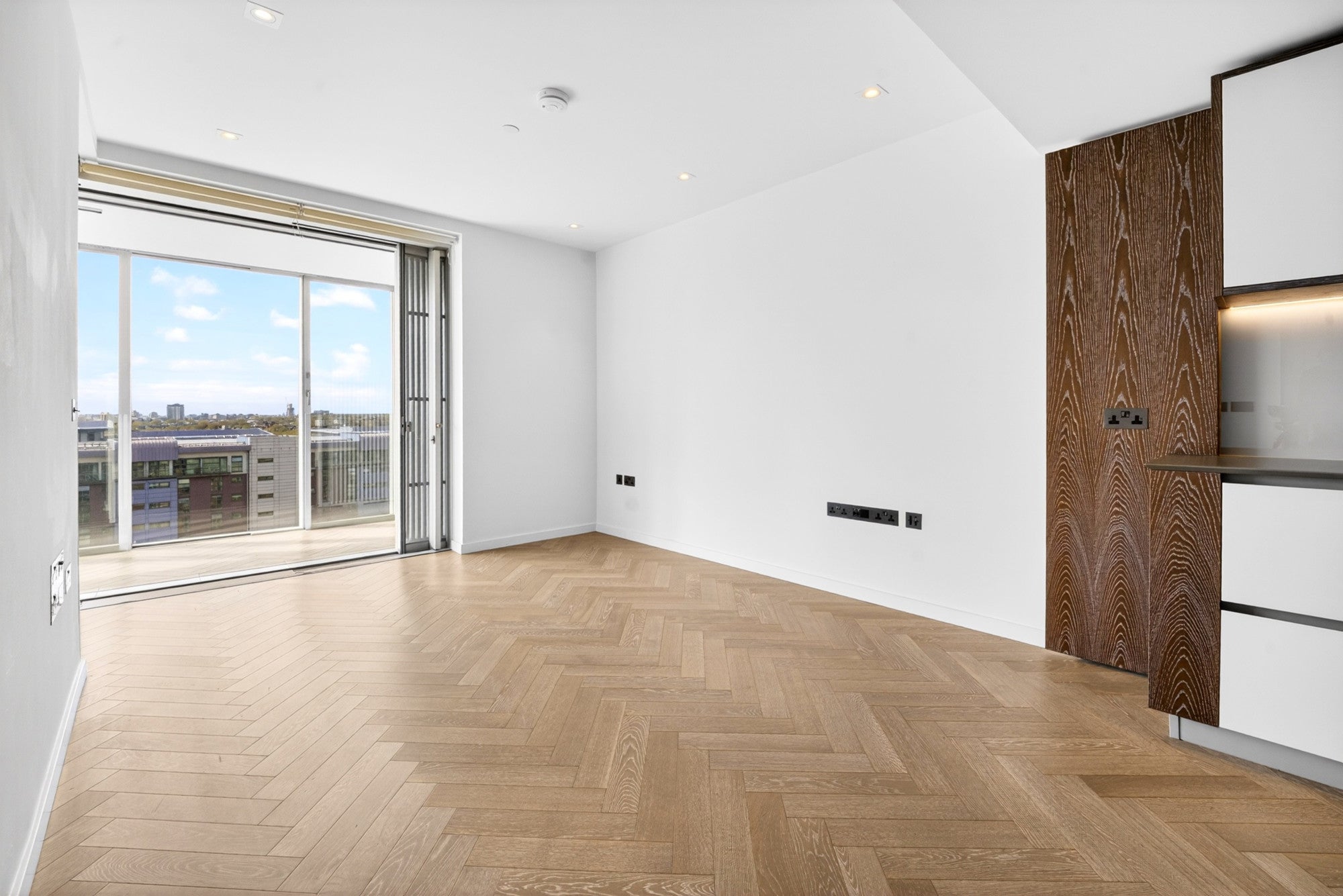 Flat Churchill Gardens Road in City of Westminster