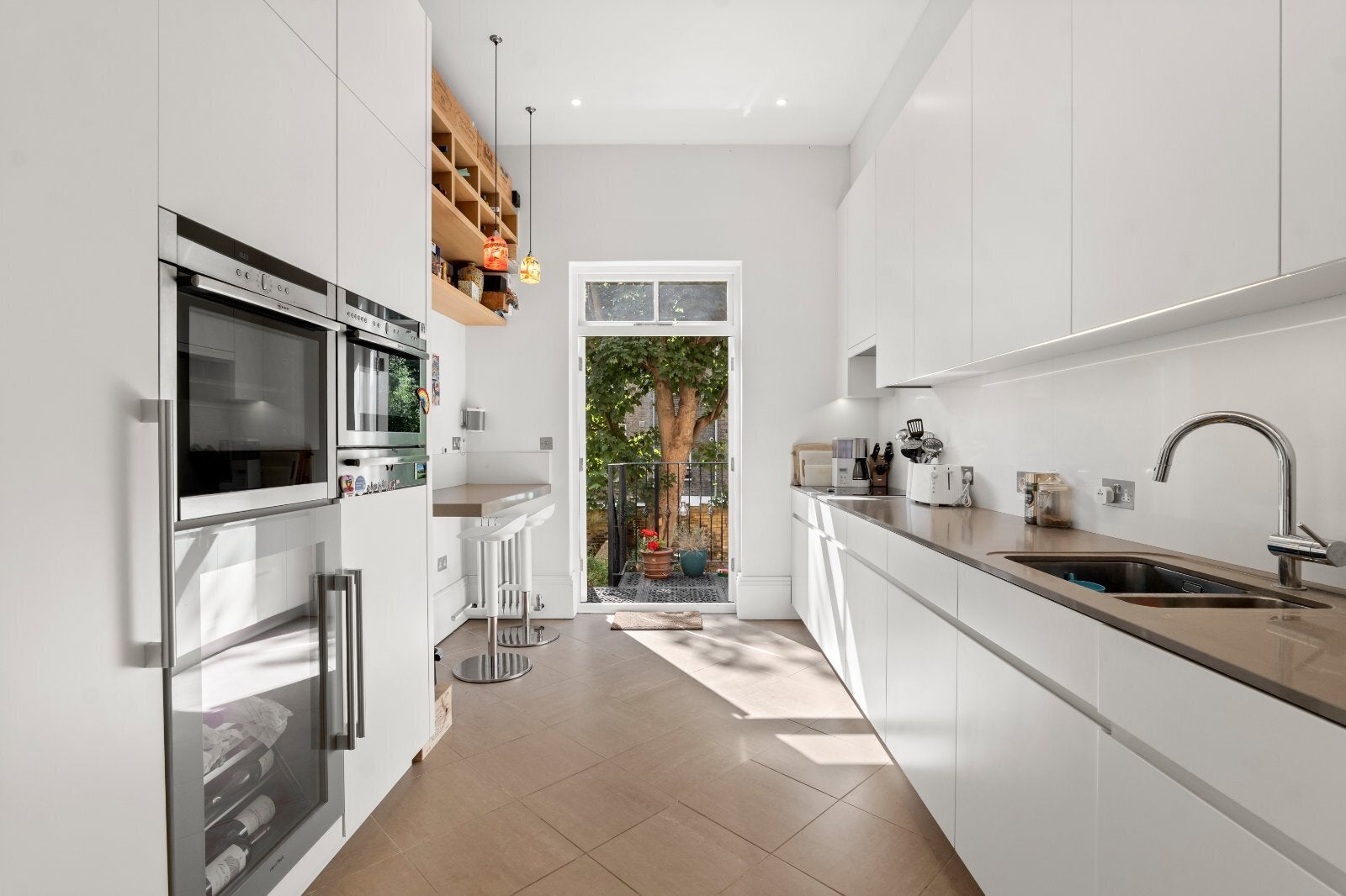 Flat Sutherland Avenue in City of Westminster