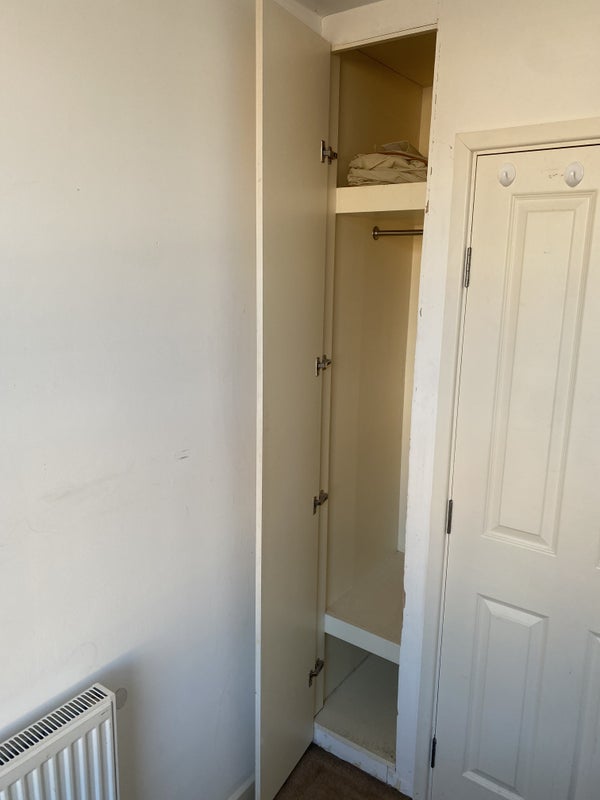 Room Eldon Road in Greater London