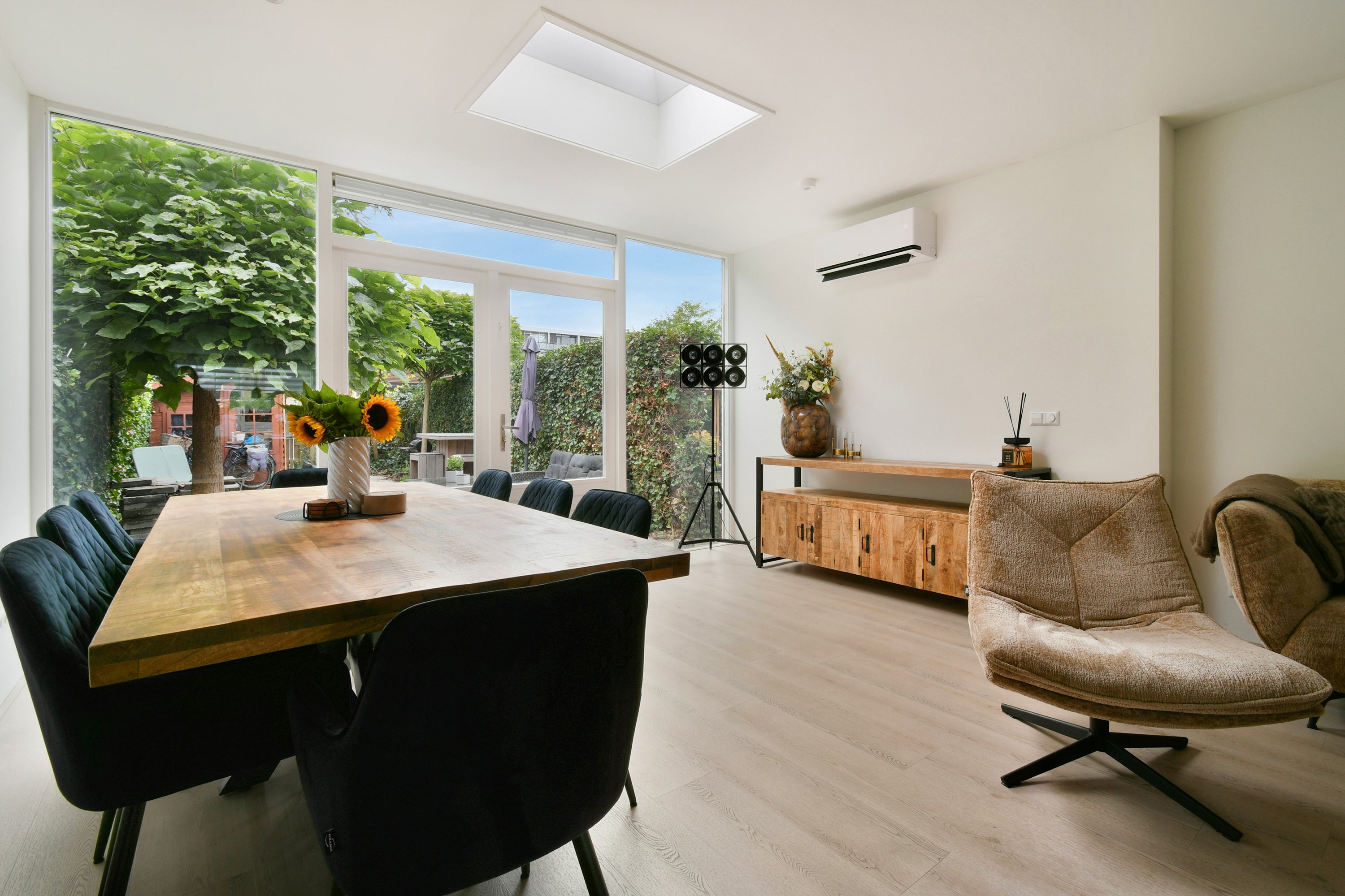 Tussenwoning te koop: F.C. Dondersstraat 15, Vlaardingen