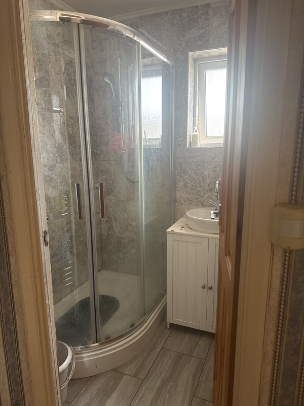 Room Sabell Road in Sandwell