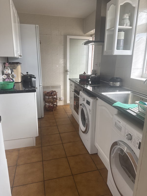Room Sabell Road in Sandwell