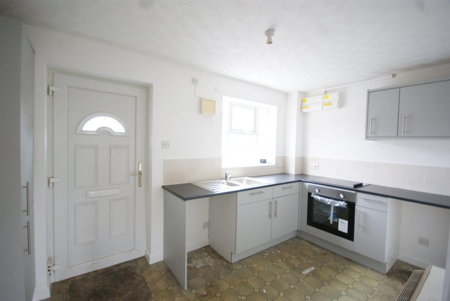 Flat Harrier Court in Lincoln