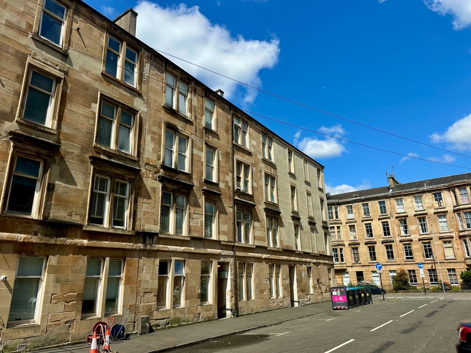Flat Kent Road in Glasgow