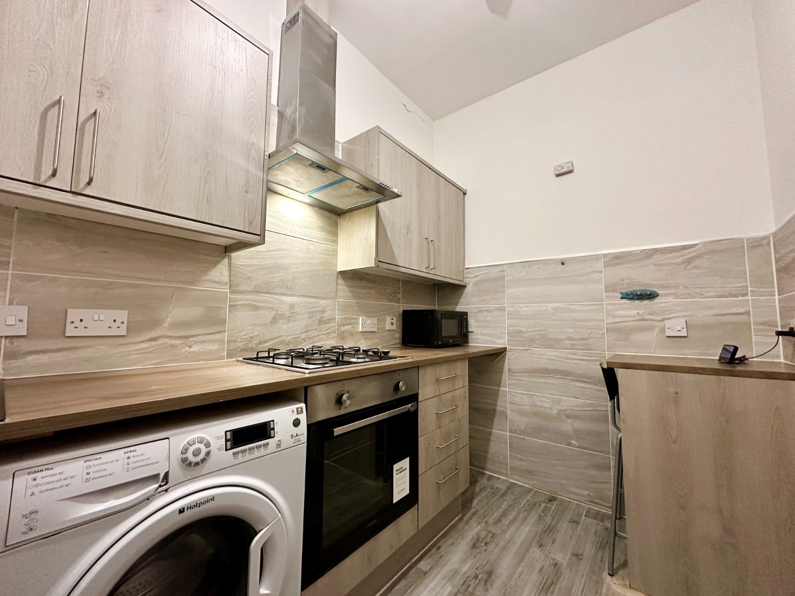 Flat Kent Road in Glasgow
