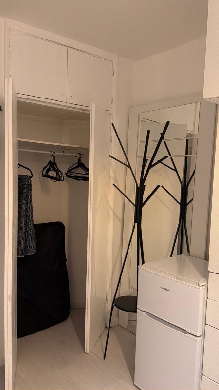 Room Binfield Road in Greater London