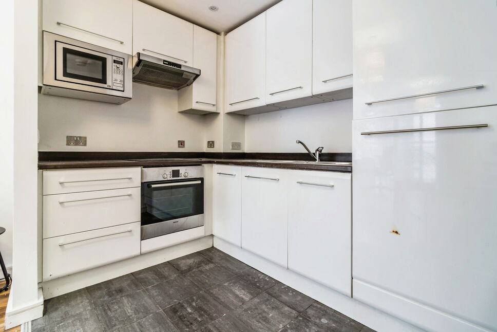 Flat Lower Ormond Street in Manchester