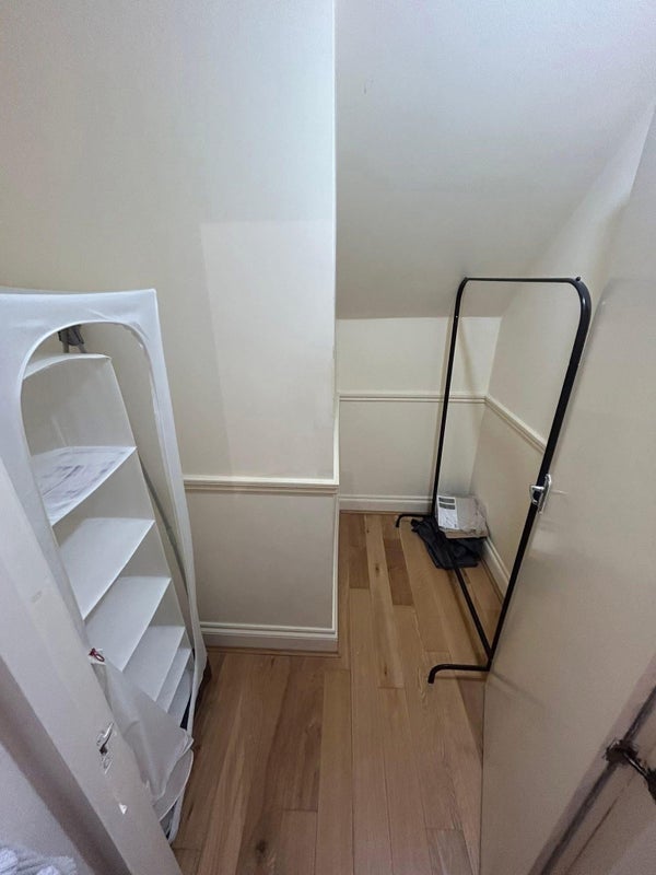 Room Harborough Road in Greater London