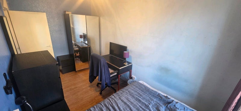 Room Alberta Street in Greater London