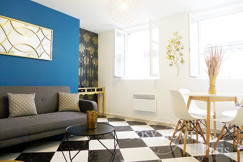 Flat Rue du Faubourg Saint-Antoine in Paris