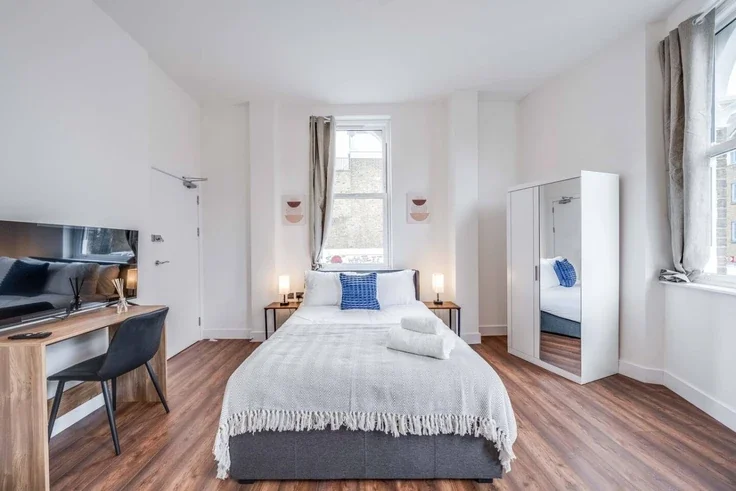 Flat Denmark Hill in Greater London