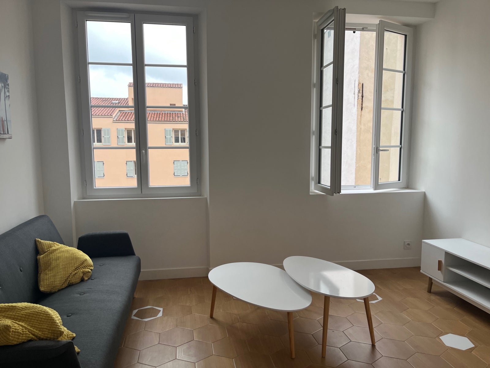 Appartement Place des Droits de l'Homme et du Citoyen à Toulon