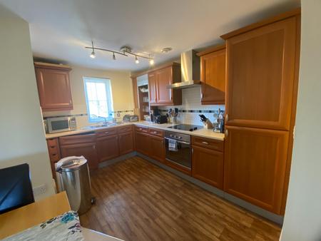 Flat Avocet Close in Rugby