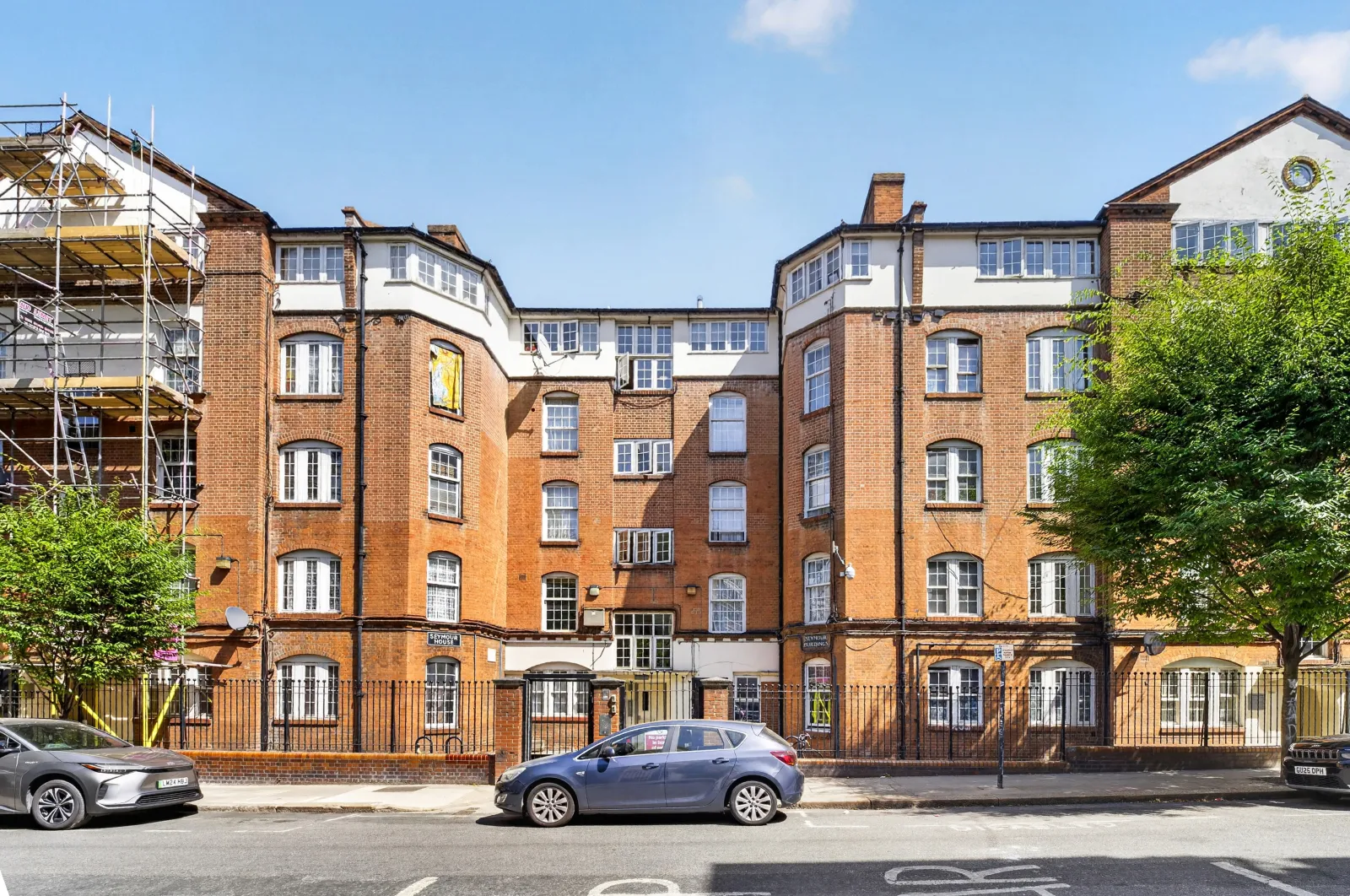 House Churchway in Greater London