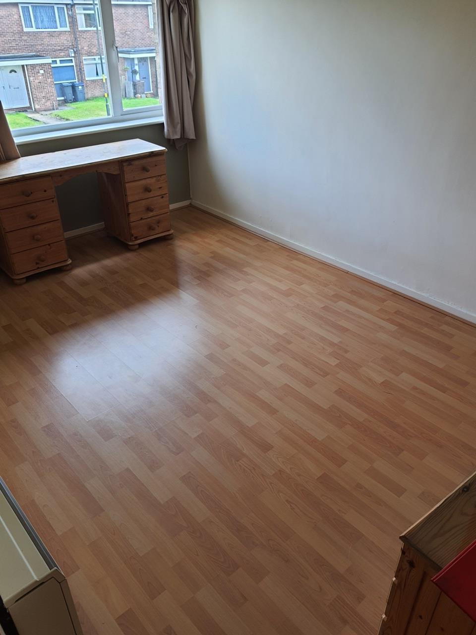 Flat Selby Close in Birmingham