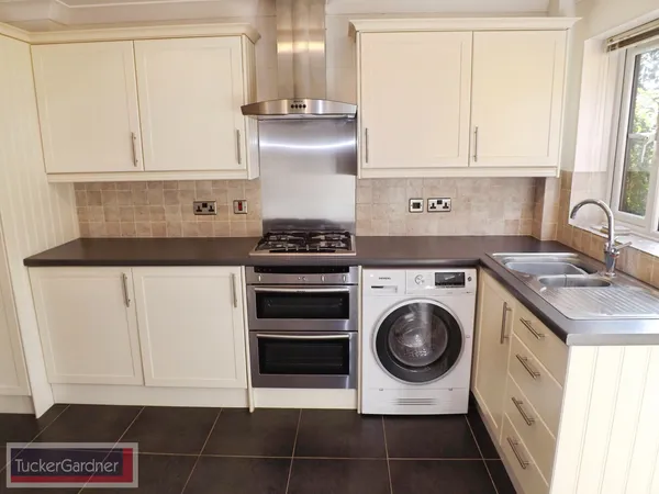 House Kingfisher Close in South Cambridgeshire