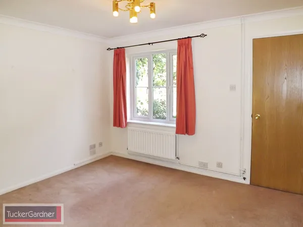 House Kingfisher Close in South Cambridgeshire