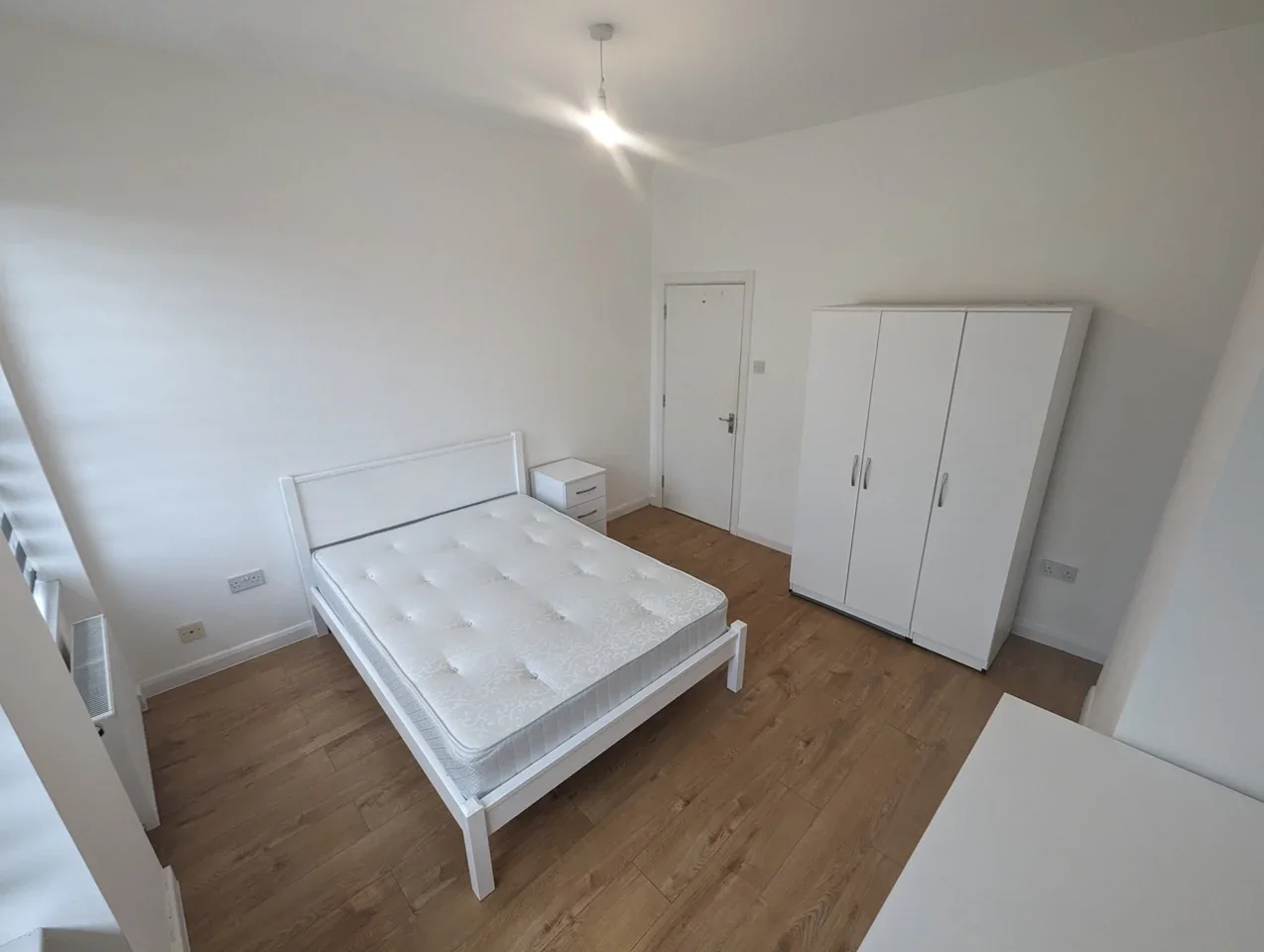 Flat Cricklewood Broadway in Greater London